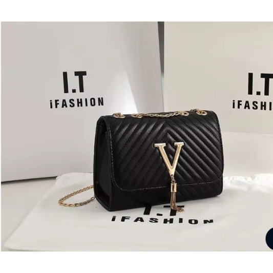Trendy Heart Design PU Leather Shoulder Bag for Women – Waterproof Crossbody Purse with Chain Strap