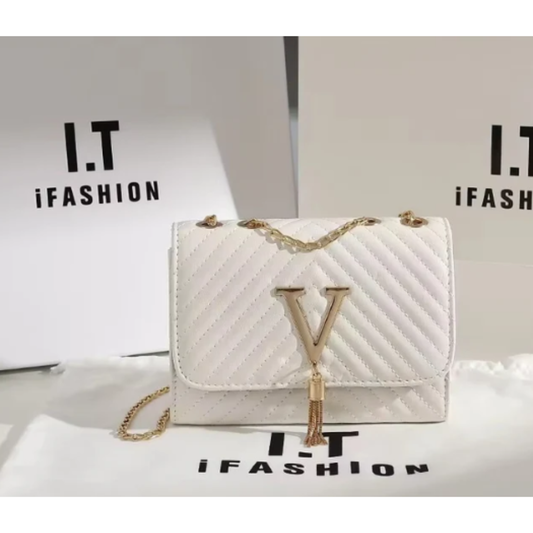 Cute Women’s Heart Print PU Leather Crossbody Bag – Waterproof Shoulder Purse with Chain Detail